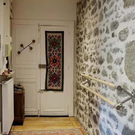 Lumiere, Charme Et Confort Apartment Le Puy-en-Velay